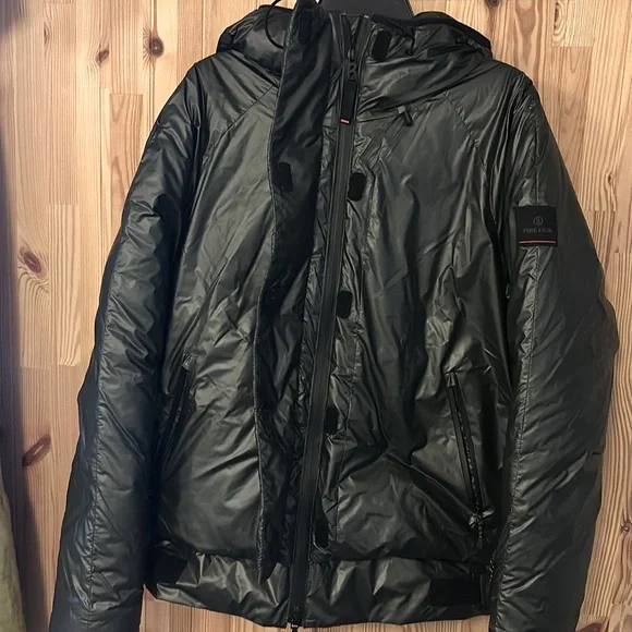 Bogner ski jacket, snow tubing Fire+Ice, NWT, size US 8